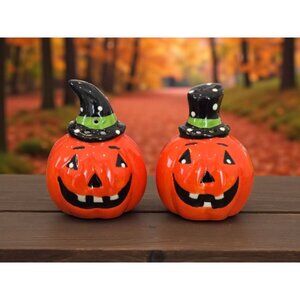 New Spooky Goofy Pumpkin Halloween Salt & Pepper Shakers Dinning Decor Set